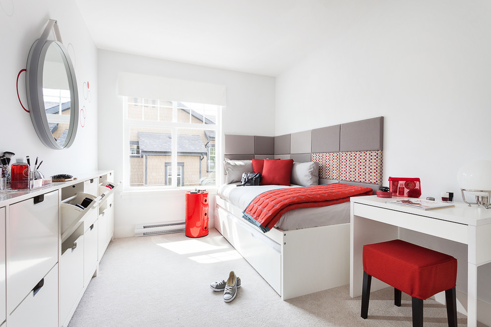 Идея дизайна: детская в современном стиле с спальным местом, белыми стенами и ковровым покрытием для подростка, девочки