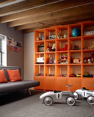 Foto de dormitorio infantil de 1 a 3 años industrial de tamaño medio con paredes grises, moqueta y suelo gris