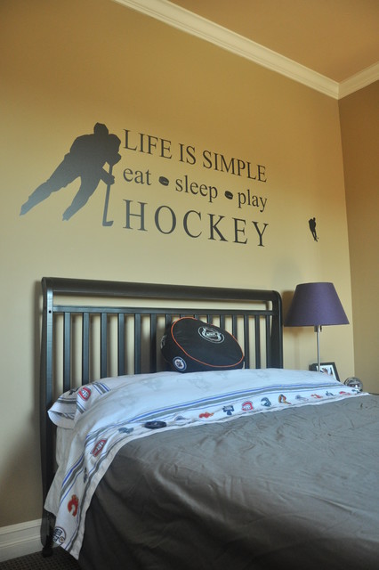 Hockey Themed boys room, sports - Classique Chic - Chambre d'Enfant -  Vancouver - par Homeworks Etc Designs | Houzz