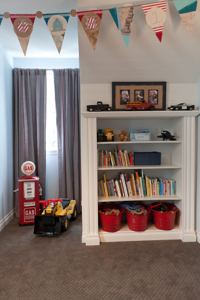 Imagen de dormitorio infantil de 4 a 10 años tradicional grande con paredes grises y moqueta