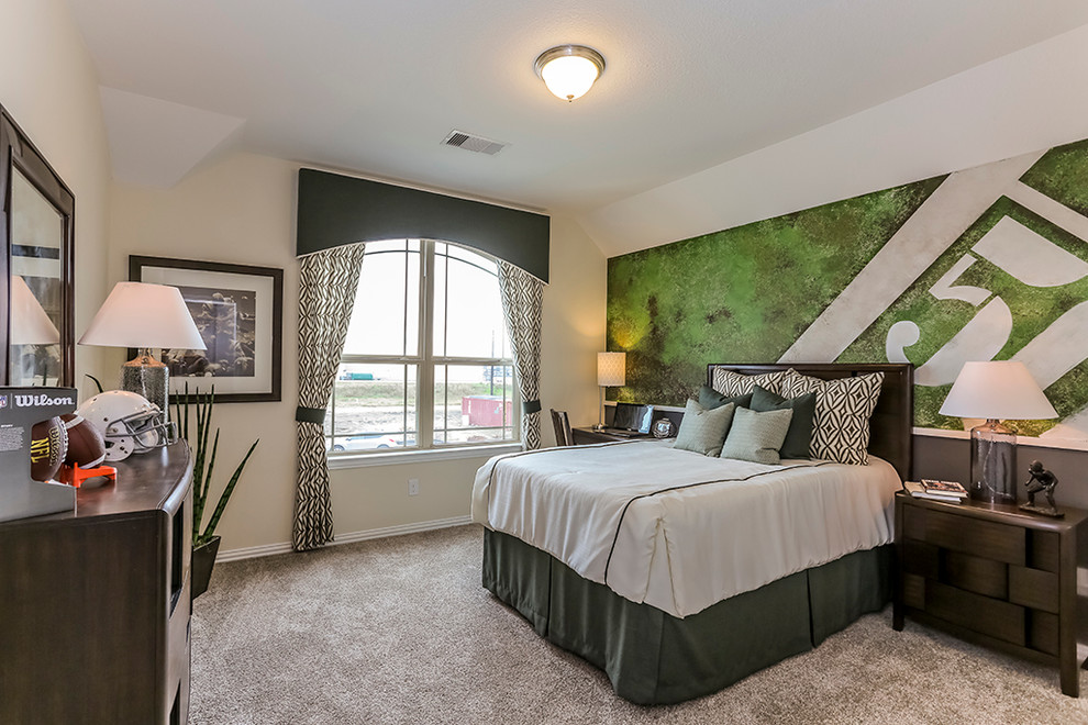 Design ideas for a large classic teen’s room for boys in Houston with beige walls and carpet.