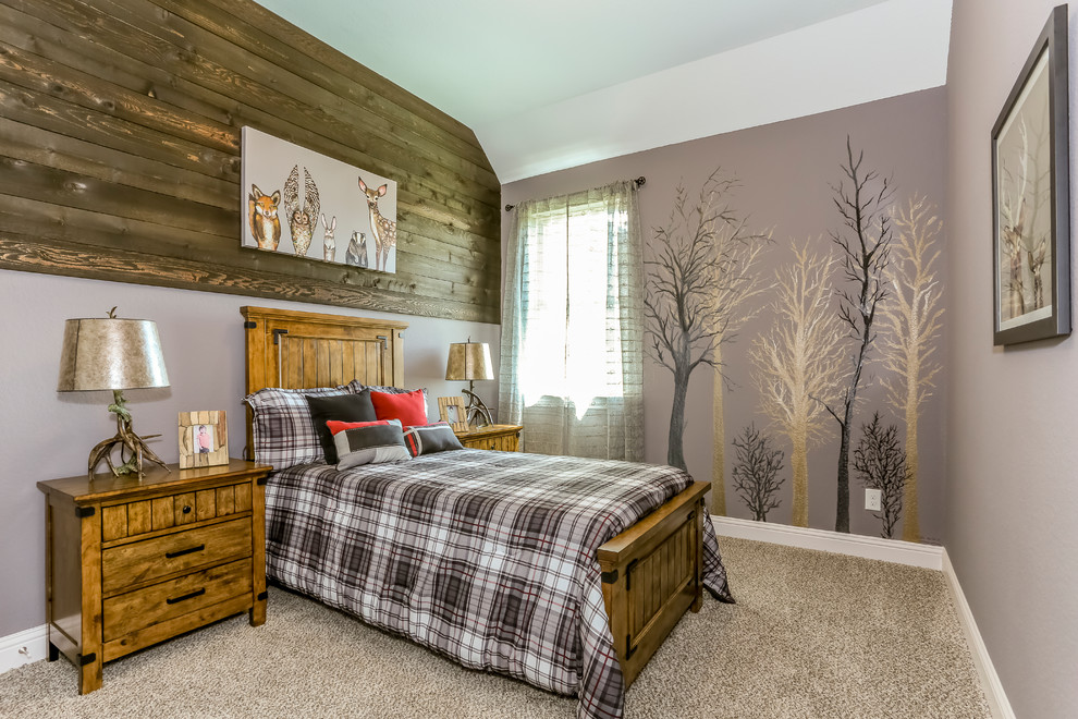 Foto de dormitorio infantil grande con paredes beige, moqueta y suelo beige