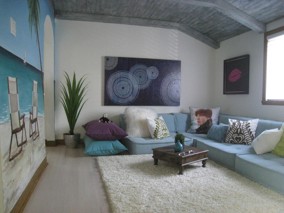 Example of a trendy kids' room design in Montreal with white walls