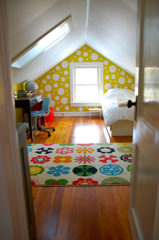 Kids' room - eclectic kids' room idea in New York