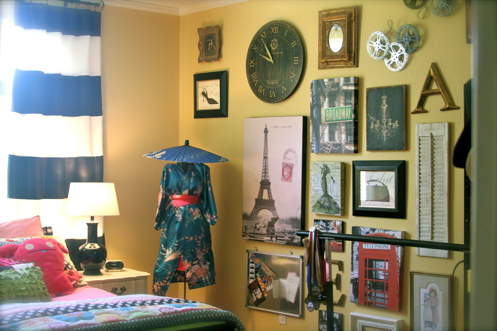 Inspiration for an eclectic teen’s room for girls in Austin with yellow walls.