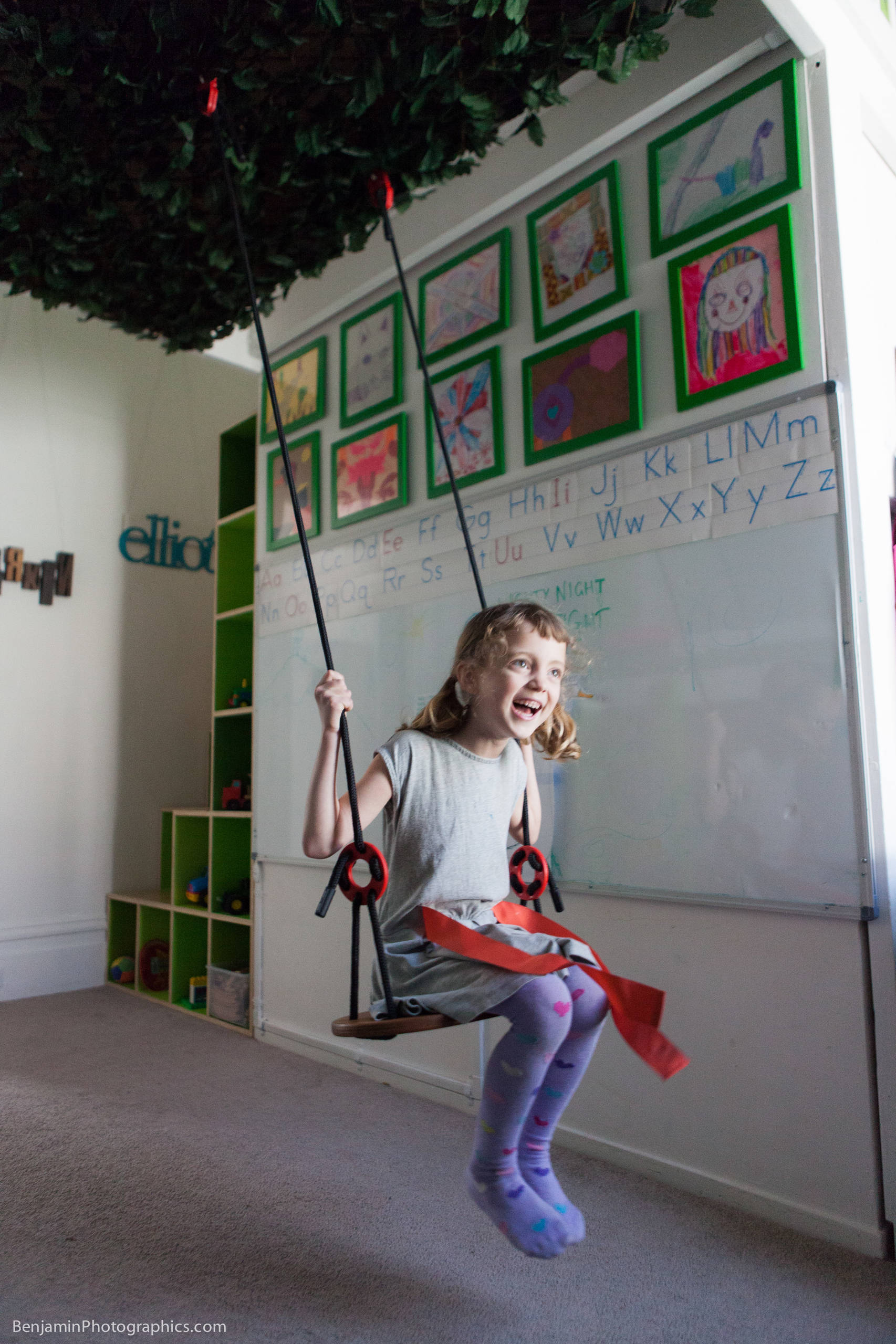 9 Ideen für Schaukeln im Kinderzimmer – einmal anschubsen bitte!