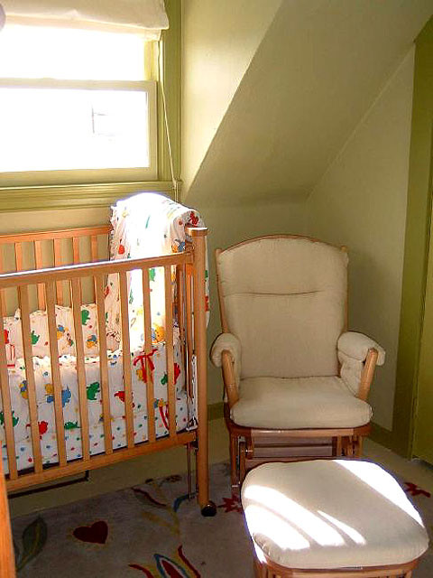 Example of a cottage kids' room design in San Francisco