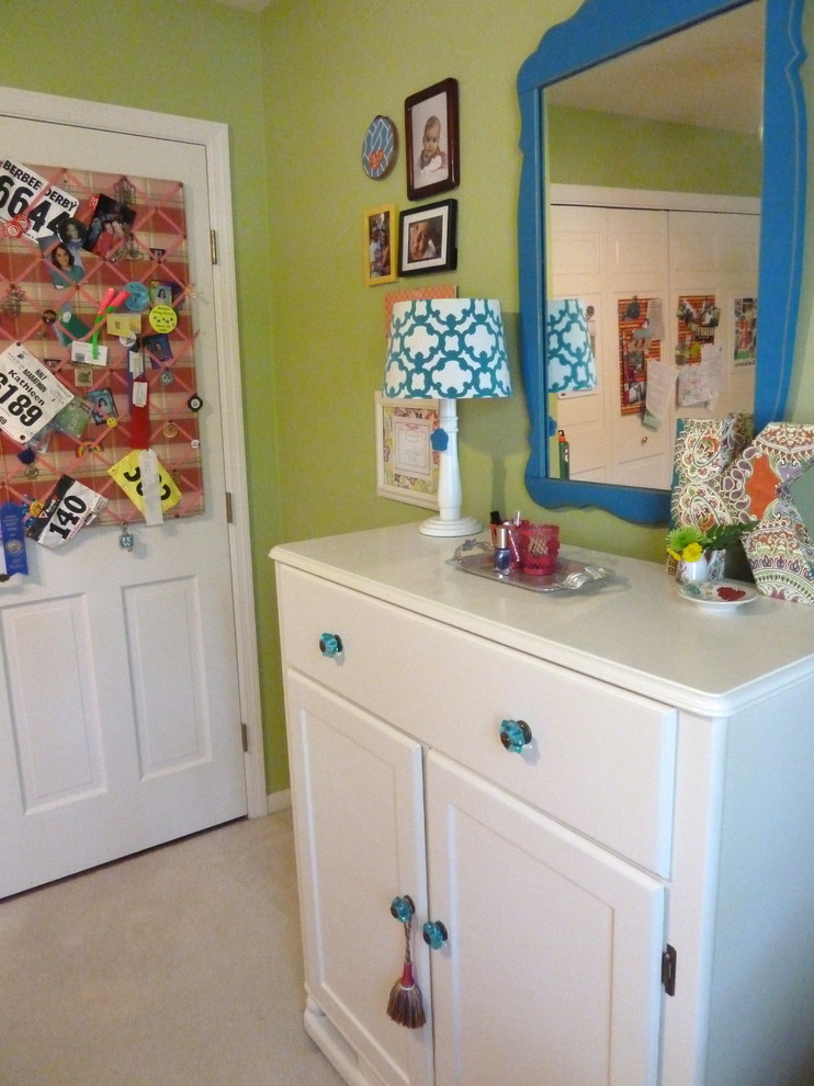 Example of a small eclectic girl carpeted kids' room design with green walls