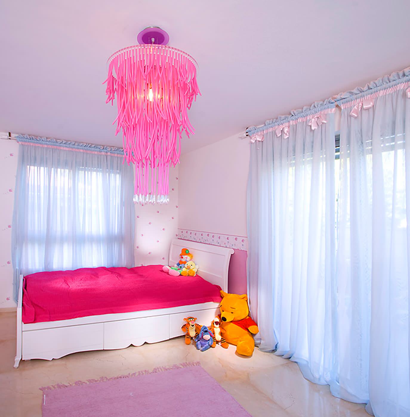紫のおしゃれな子供部屋の画像 75選 22年2月 Houzz ハウズ