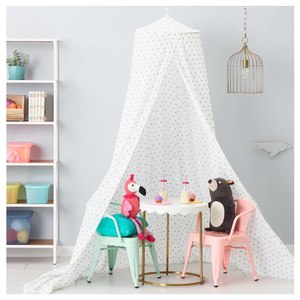 Ispirazione per una cameretta per bambini da 1 a 3 anni minimalista di medie dimensioni con pareti grigie