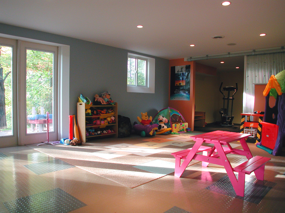 This is an example of a contemporary kids' bedroom in Columbus.