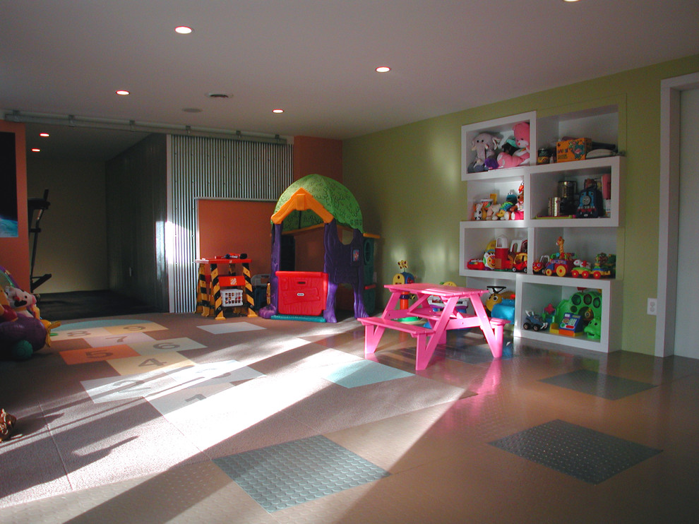 Photo of a contemporary kids' bedroom in Columbus.