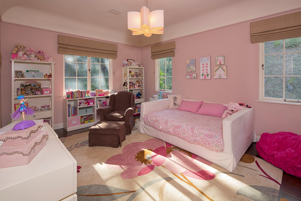 Design ideas for a mediterranean kids' bedroom in Los Angeles.