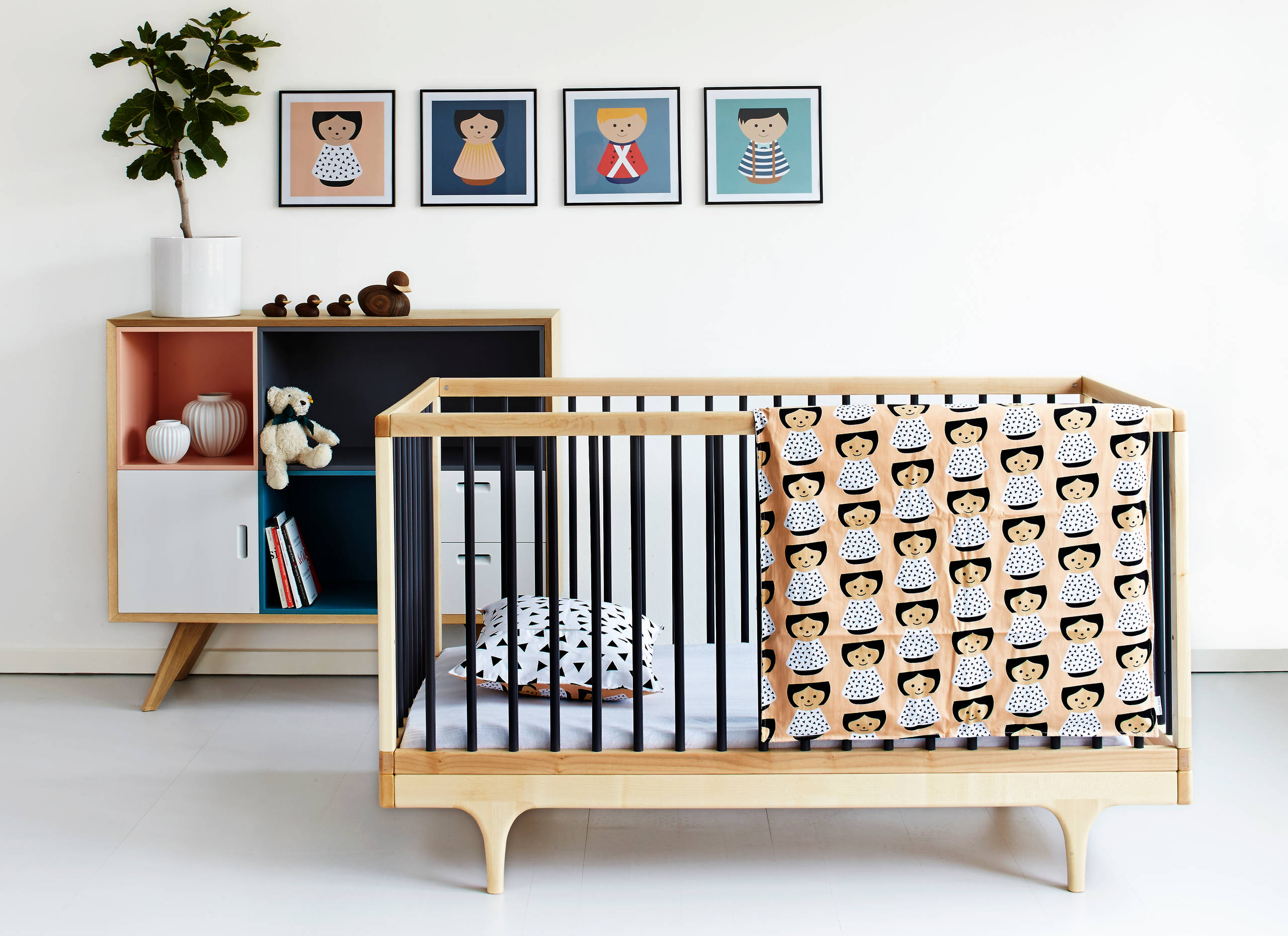 Kids Bedroom Ideas How To Display Art In The Nursery Houzz Uk