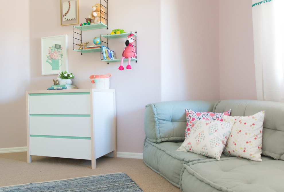 Inspiration for an eclectic kids' room remodel in Las Vegas