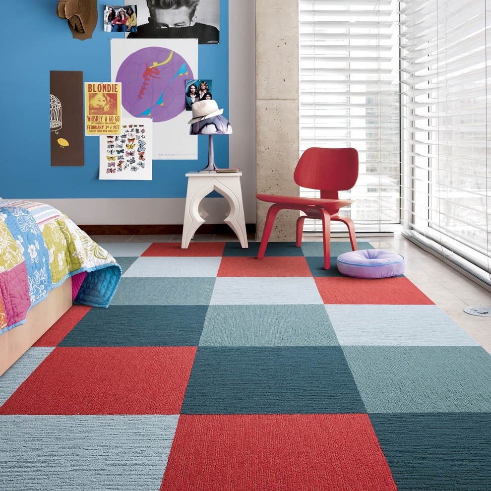 Minimalist kids' room photo in Chicago