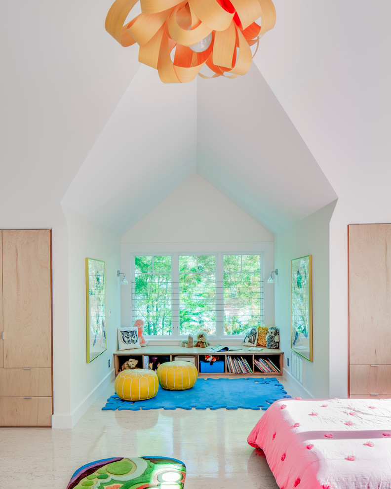 Bild på ett funkis barnrum kombinerat med sovrum