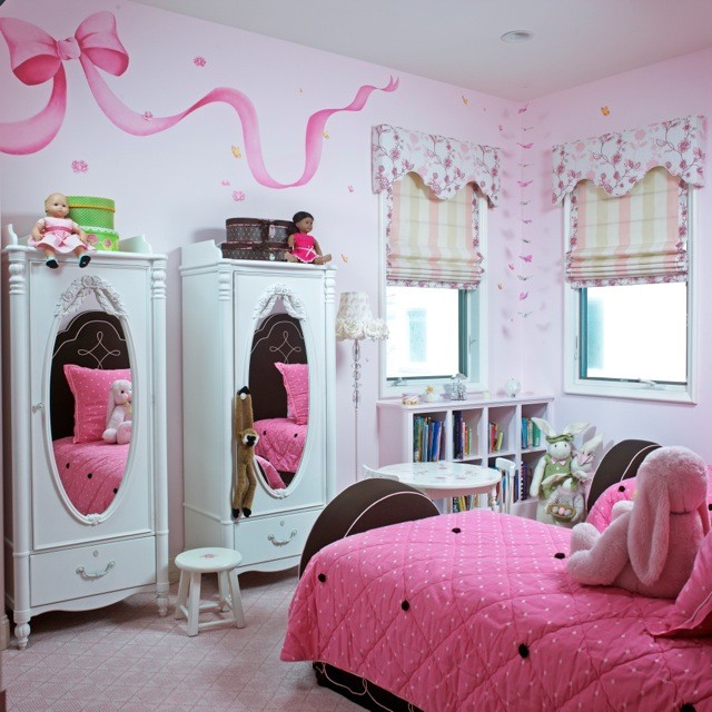 Contemporary kids' bedroom in Los Angeles.