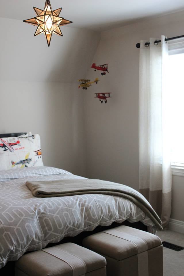 This is an example of an urban kids' bedroom in Toronto.