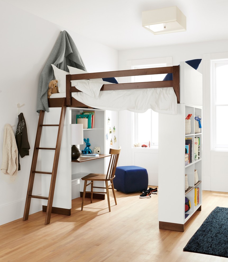 Exemple d'une chambre d'enfant moderne avec un lit mezzanine.