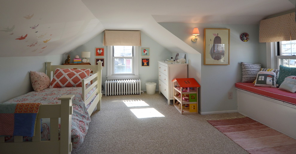 Inspiration for a contemporary girl kids' room remodel in New York