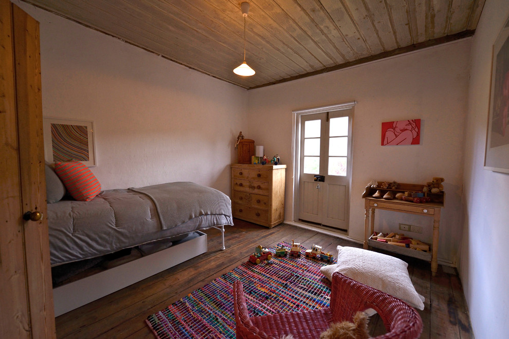 Photo of a rural kids' bedroom in Adelaide.