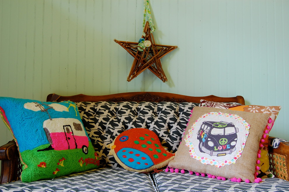 Kids' room - cottage kids' room idea in New York