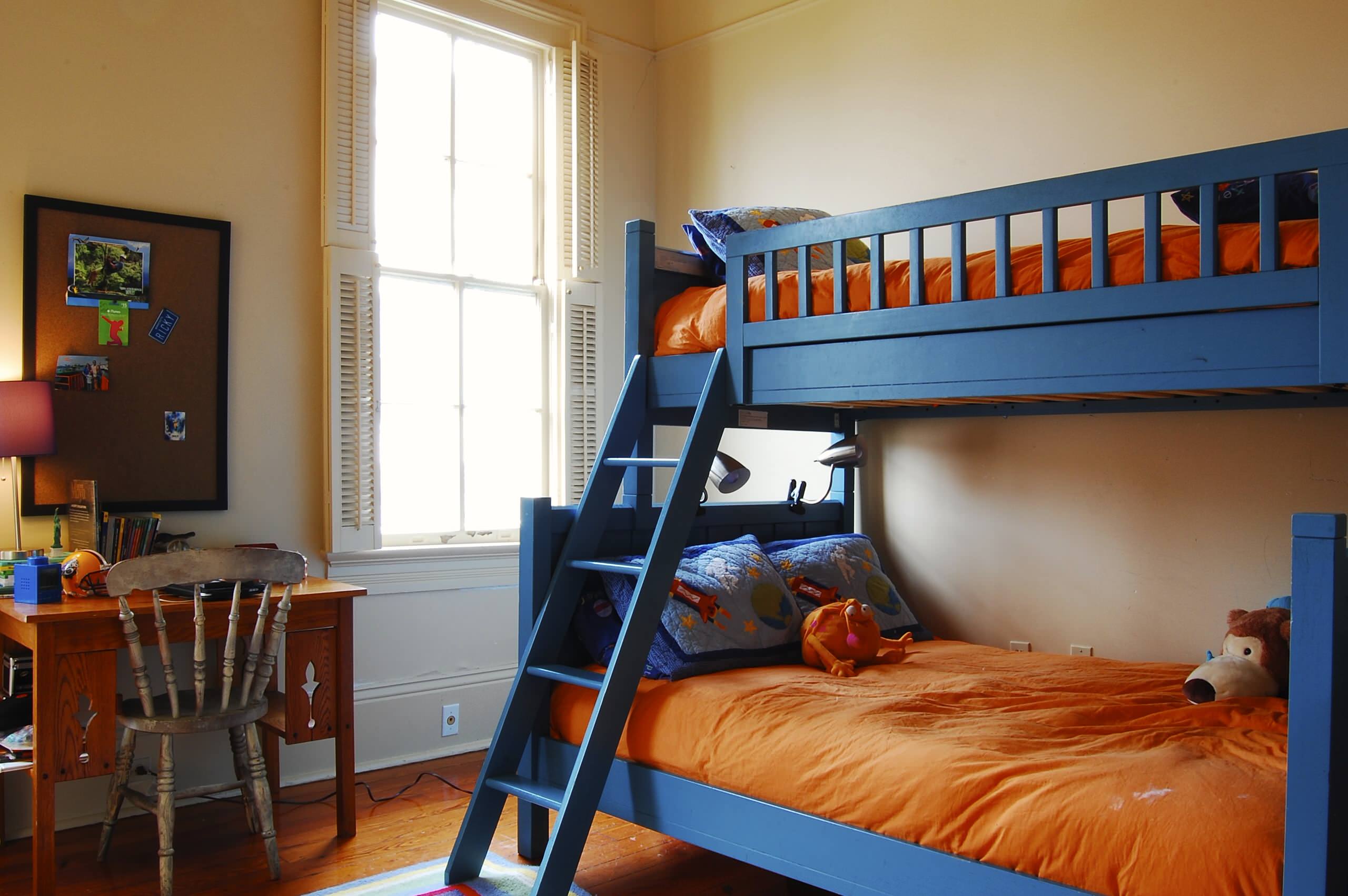 Barn Wood Bunk Bed Photos Ideas Houzz