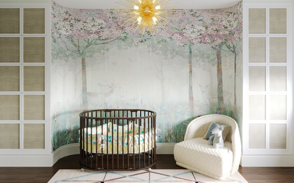 Cette image montre une grande chambre de bébé garçon design avec un mur beige, parquet foncé et un sol marron.