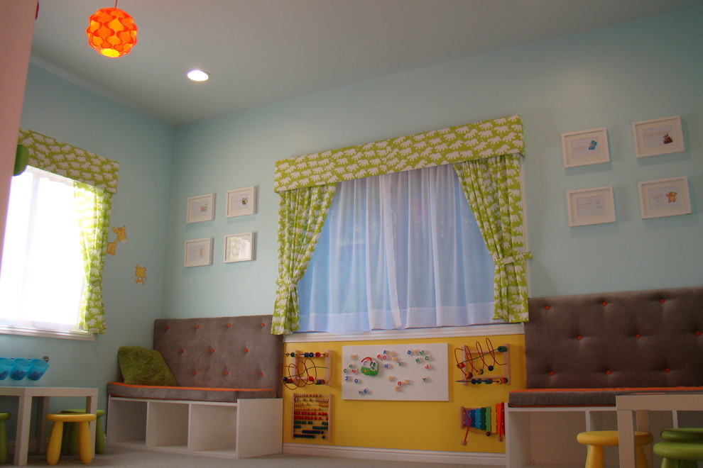 Aménagement d'une chambre d'enfant contemporaine.