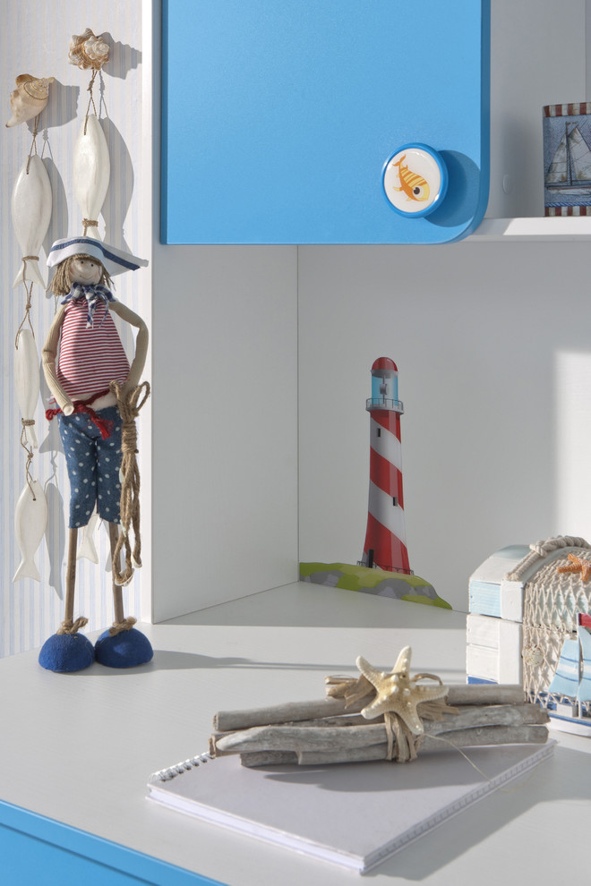 Idée de décoration pour une chambre d'enfant marine.