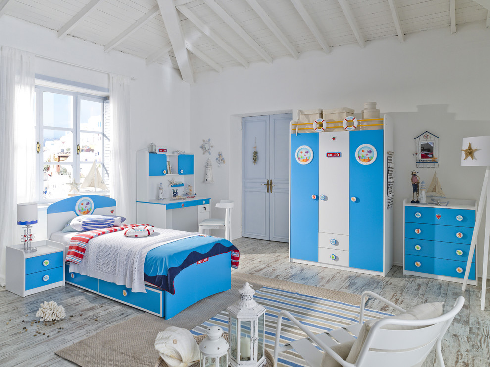 Inspiration for a coastal gender-neutral kids' bedroom remodel in Miami