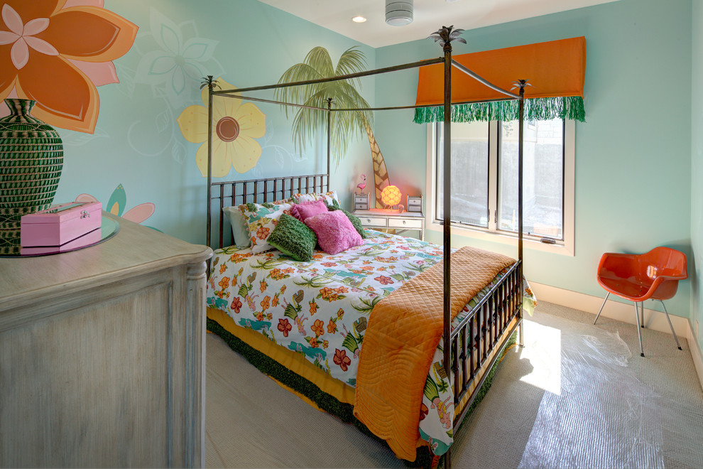 Idee per una cameretta per bambini da 4 a 10 anni tropicale di medie dimensioni con pareti blu e moquette