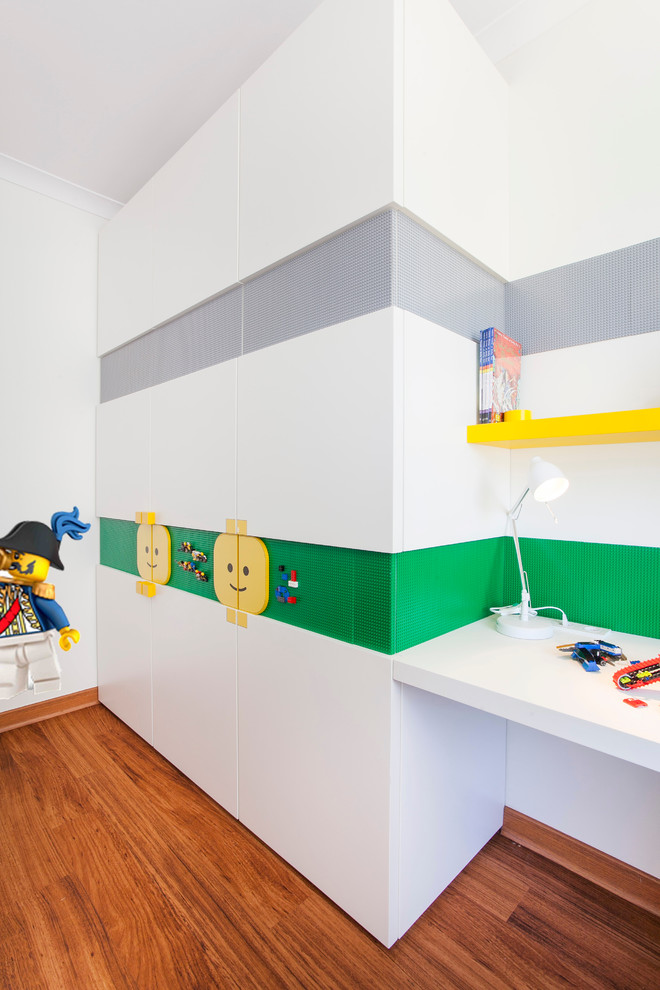 Idée de décoration pour une chambre d'enfant minimaliste.