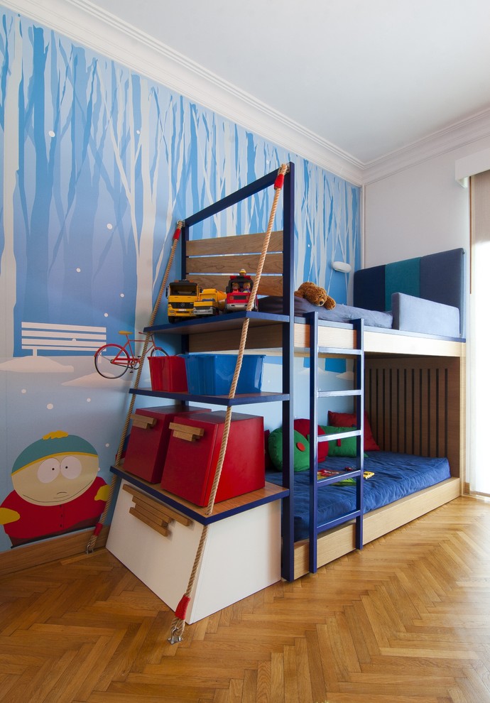 Aménagement d'une chambre de garçon contemporaine avec un lit superposé.