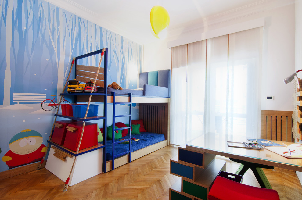 Idées déco pour une chambre de garçon contemporaine avec un lit superposé.