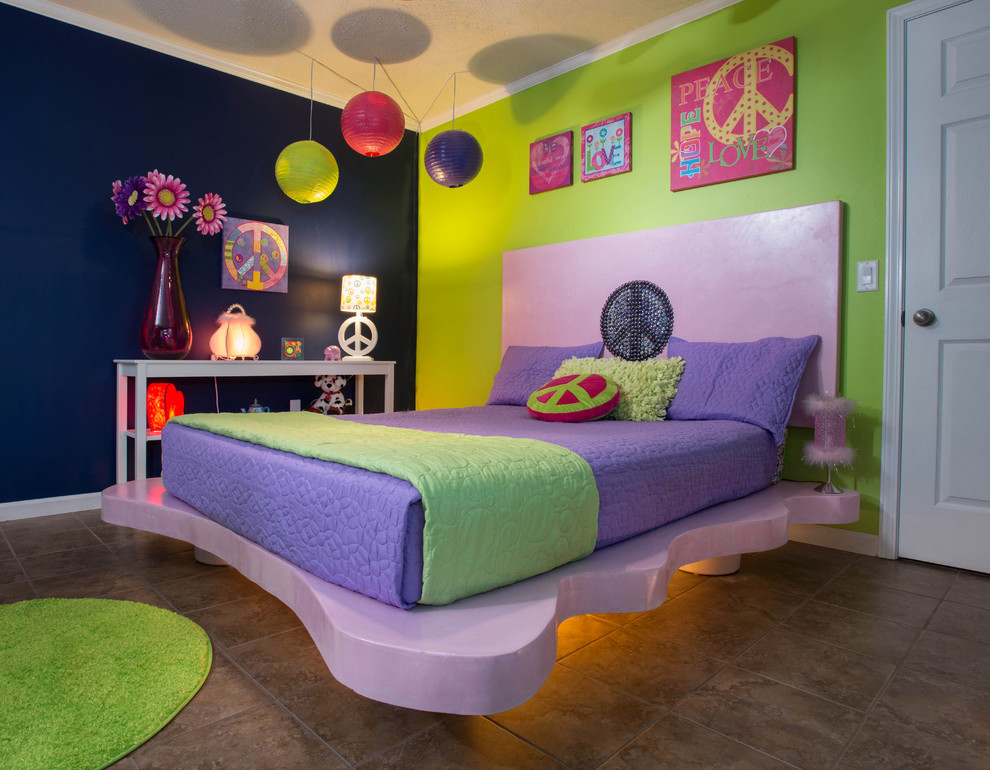 Photo of a bohemian kids' bedroom in Richmond.