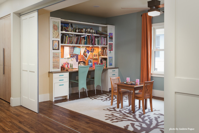Example of a trendy kids' room design in Austin