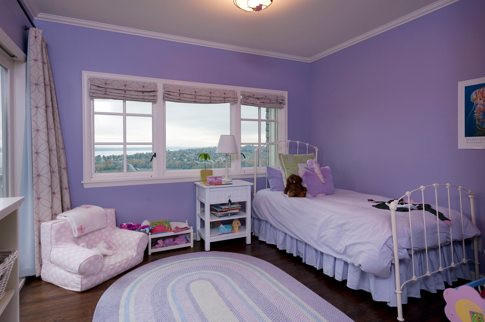 Classic kids' bedroom in Seattle.