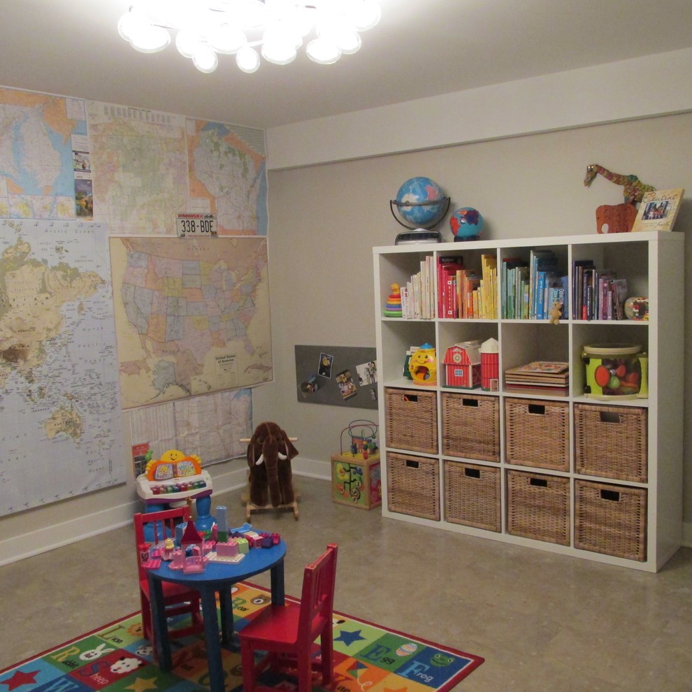 Foto di una grande cameretta per bambini da 1 a 3 anni minimal con pareti grigie