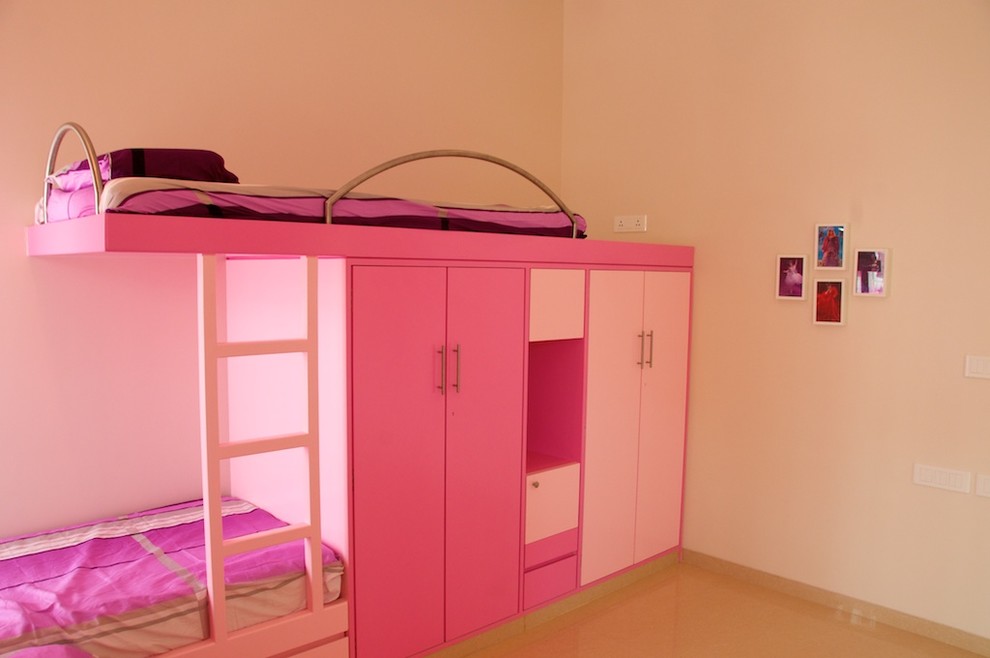 This is an example of a contemporary kids' bedroom in Pune.