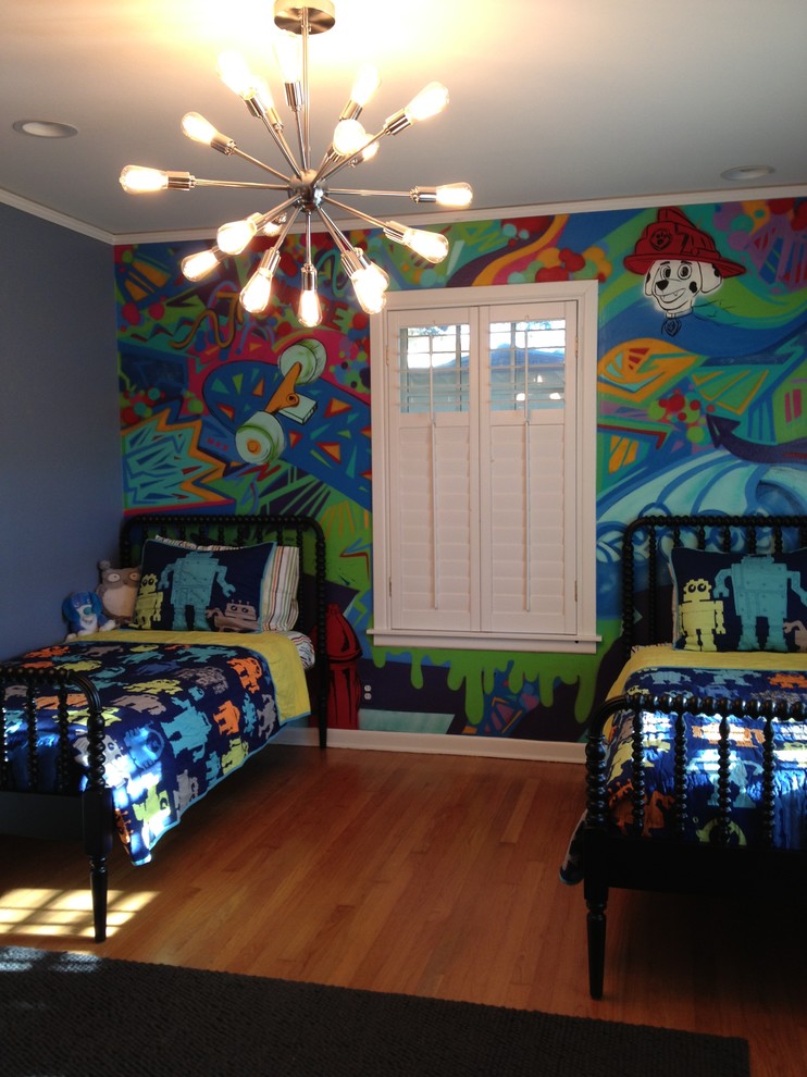 Design ideas for a classic kids' bedroom in Austin.