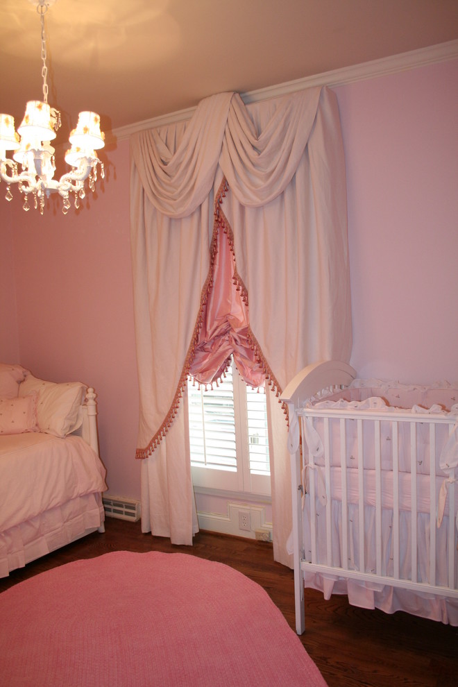 Inspiration for a traditional kids' bedroom in Atlanta.