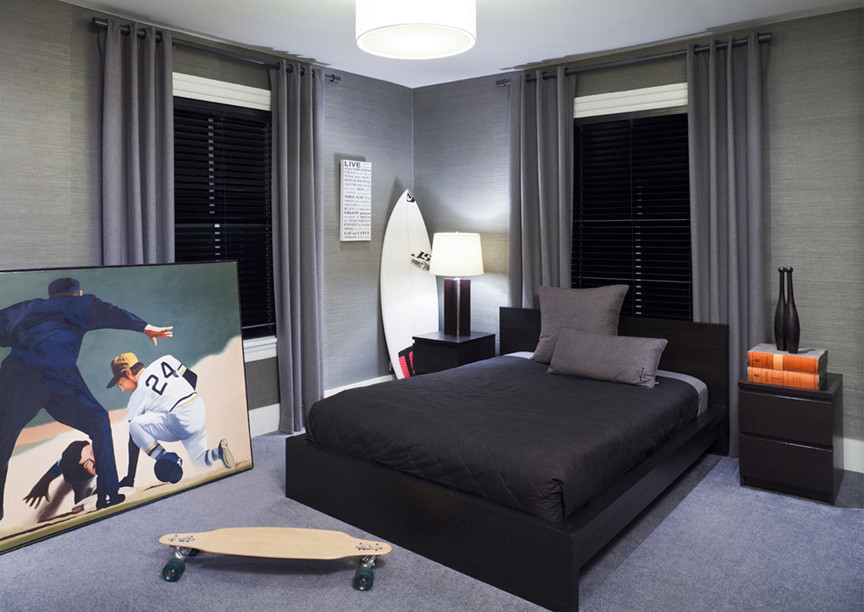 На фото: детская среднего размера в стиле модернизм с спальным местом, серыми стенами, ковровым покрытием и серым полом для подростка, мальчика