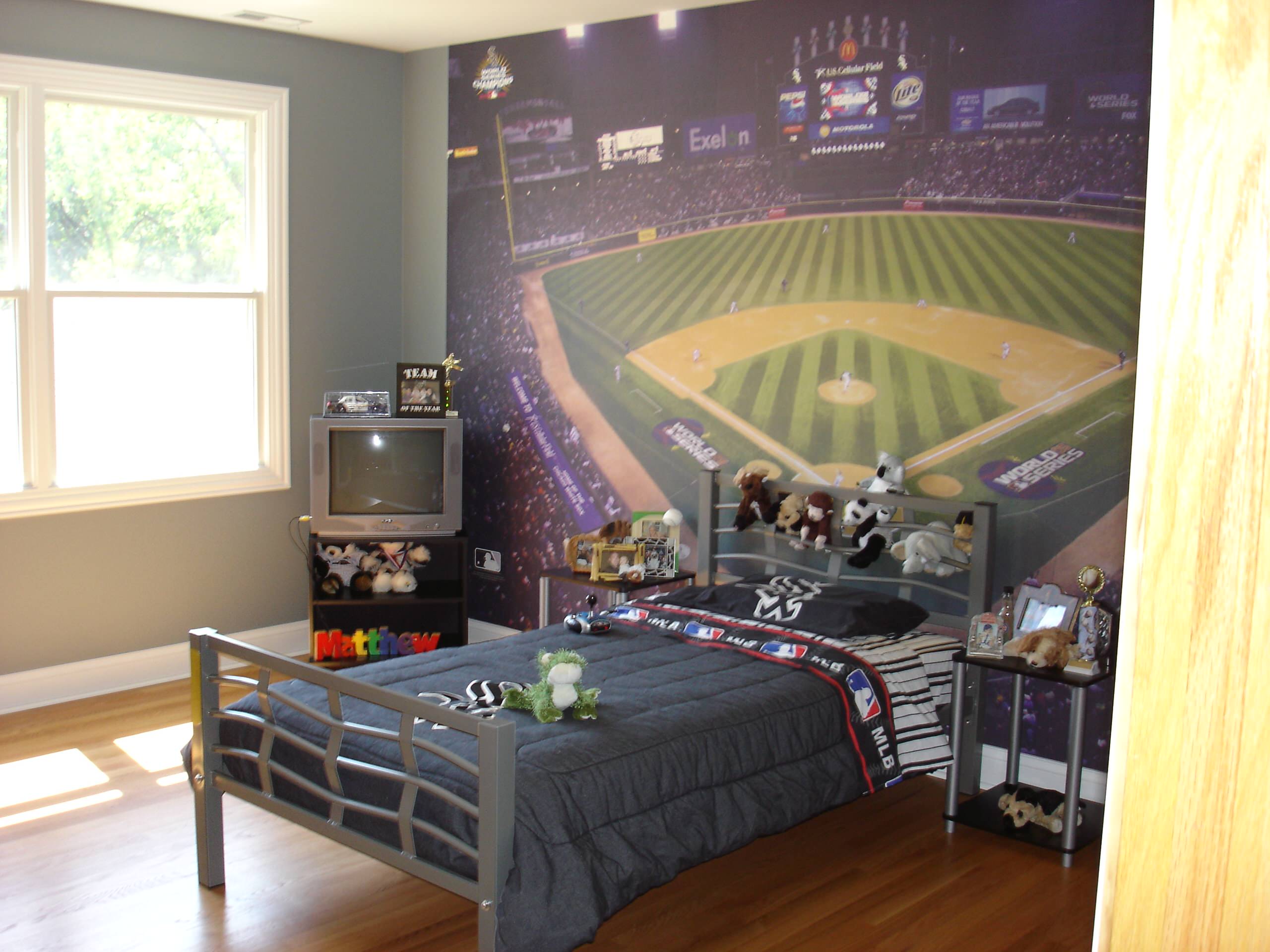 Cool Baseball bedroom decorating ideas 