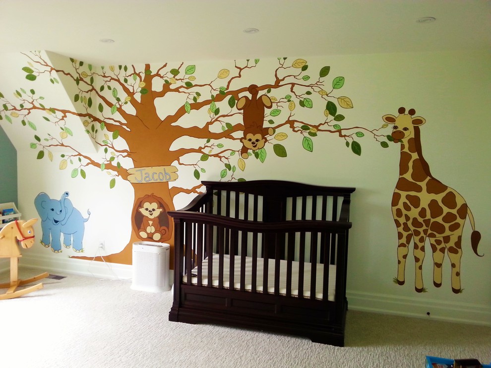 Idées déco pour une chambre d'enfant de 1 à 3 ans éclectique avec un mur blanc.