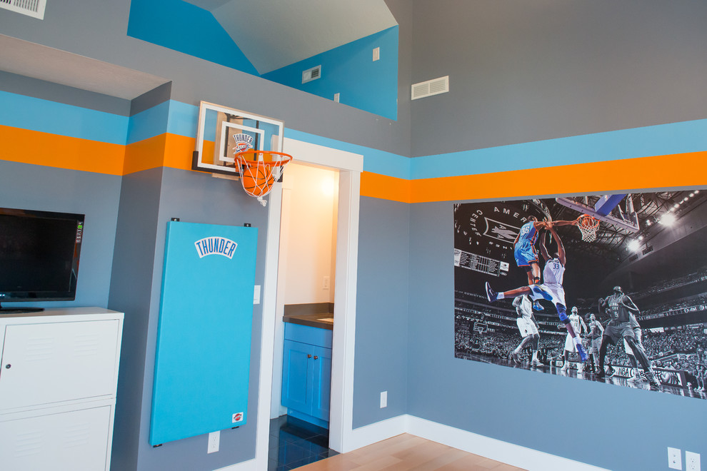 Example of an arts and crafts kids' room design in Salt Lake City