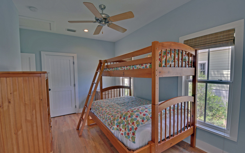 Coastal kids' bedroom in Orlando.
