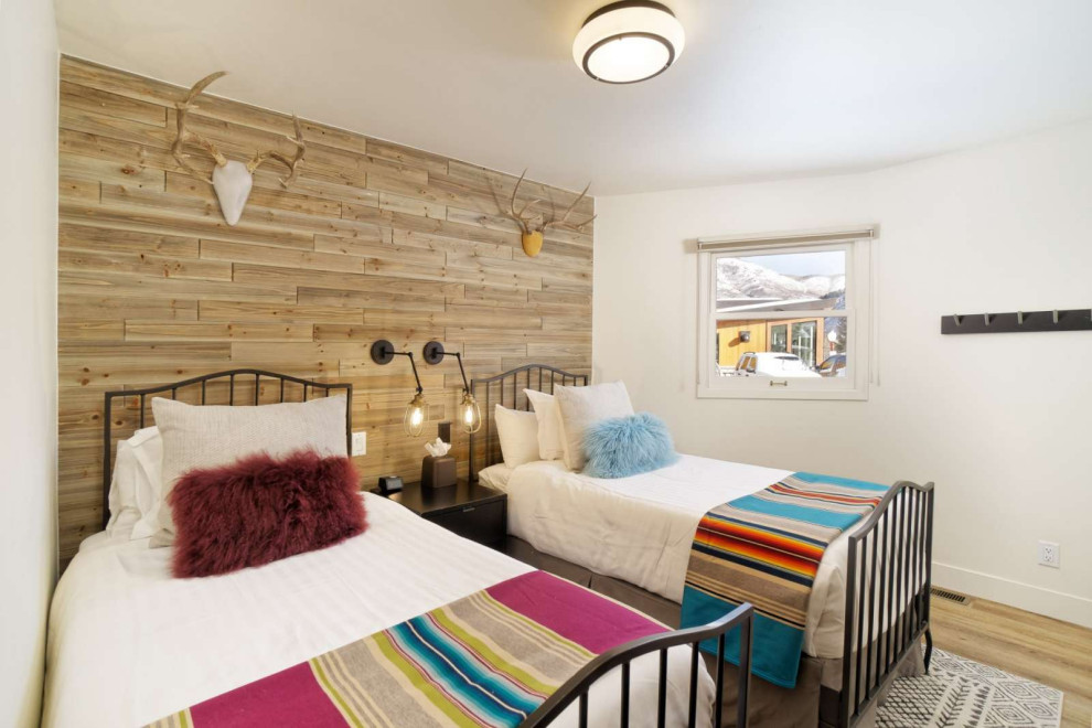Example of a mountain style kids' room design in Denver