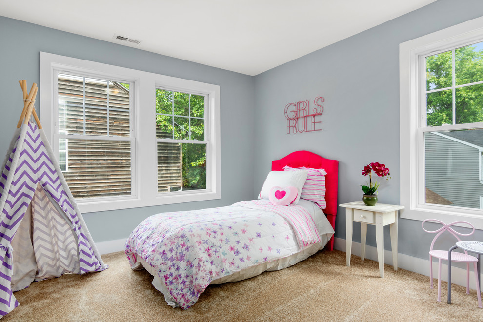 Inspiration for a medium sized classic kids' bedroom for girls in Baltimore with grey walls, carpet and beige floors.